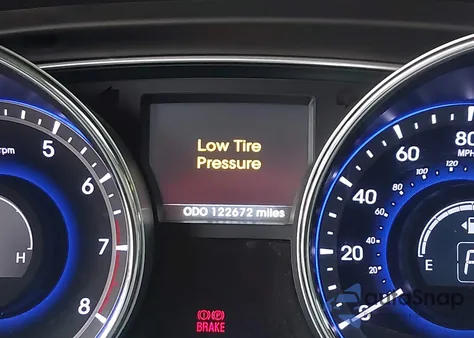 2014 Hyundai Sonata Limited из США, поврежденный, VIN 5NPEC4AC4EH812893